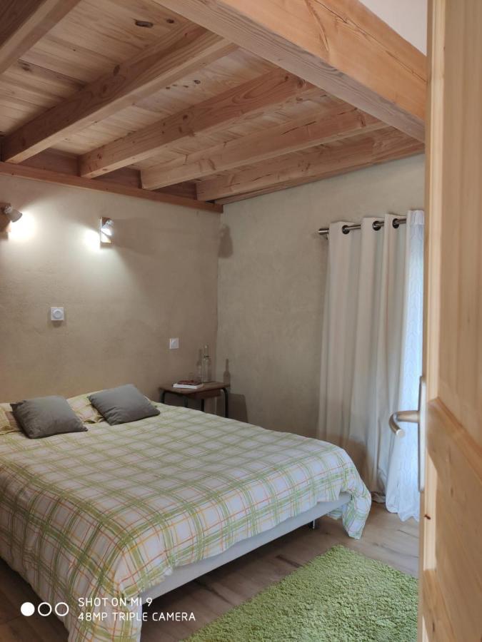 Gites De L'Alouette Boffres Екстериор снимка